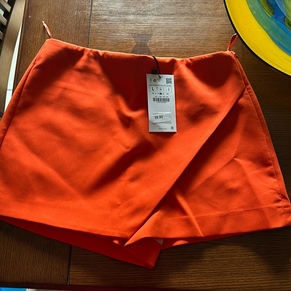 Zara escorts new with tags size large